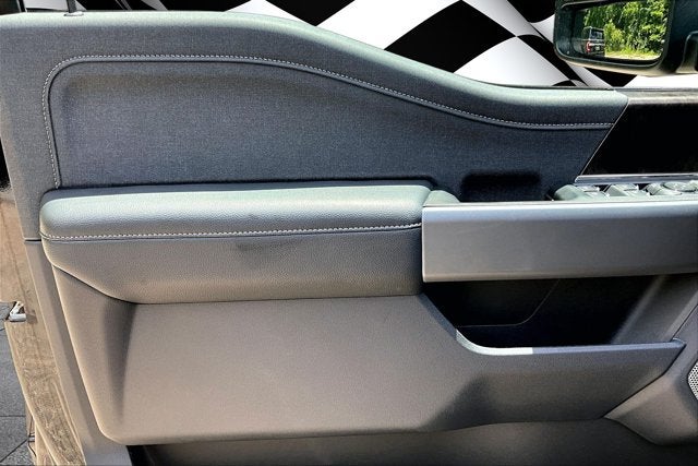2026 Ford Super Duty F-350 DRW LARIAT