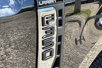 2026 Ford Super Duty F-350 DRW LARIAT