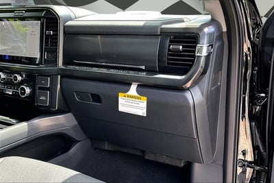 2026 Ford Super Duty F-350 DRW LARIAT