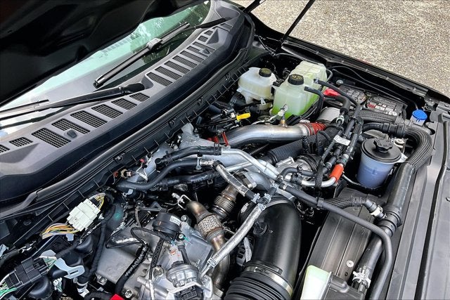 2026 Ford Super Duty F-350 DRW LARIAT