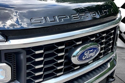 2026 Ford Super Duty F-350 DRW LARIAT