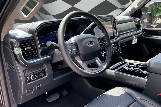 2026 Ford Super Duty F-350 DRW LARIAT