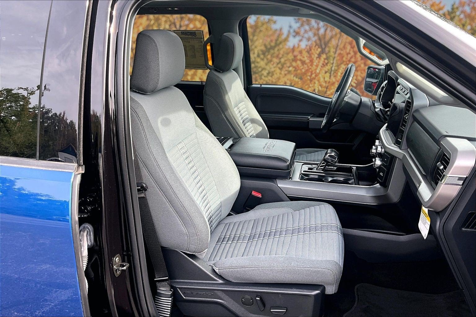 2023 Ford F-150 XLT V8 HERITAGE EDITION PANO ROOF