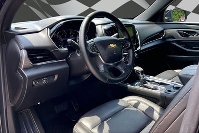 2023 Chevrolet Traverse LT Leather