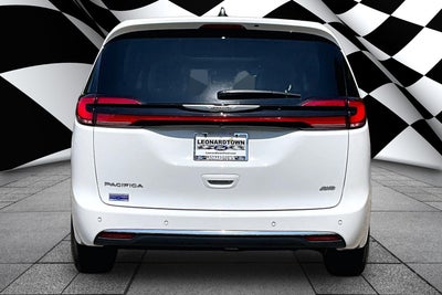 2023 Chrysler Pacifica Touring L AWD PANO ROOF