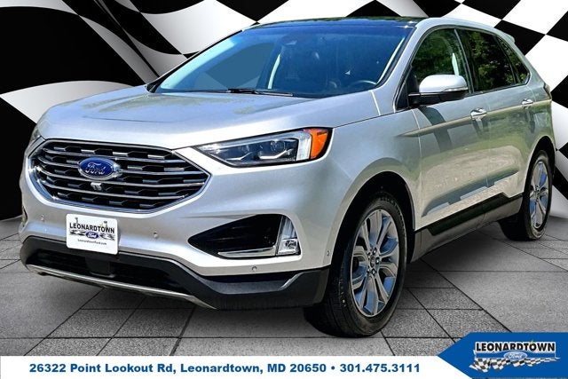 2019 Ford Edge Titanium's photo