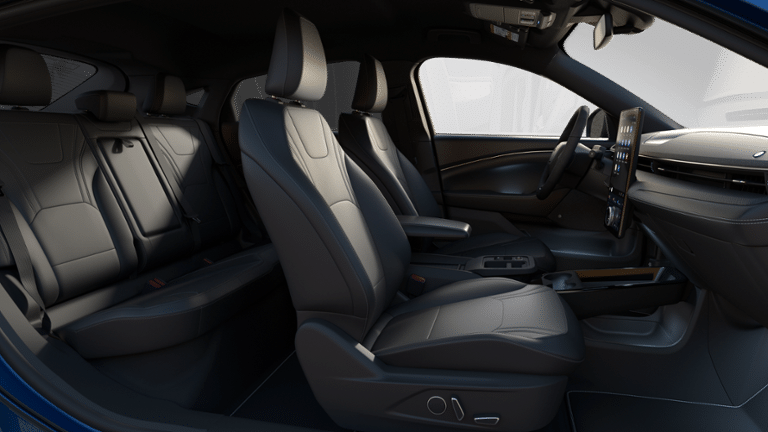 2025 Ford Mustang Mach-E Premium - Photo 19