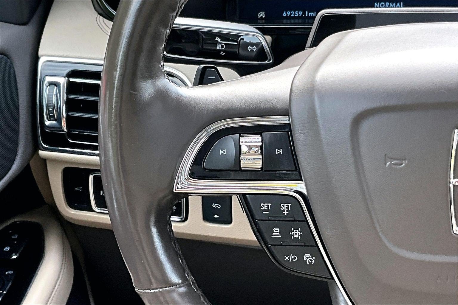 2023 Lincoln Navigator L Reserve