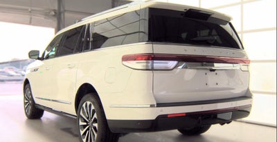 2023 Lincoln Navigator L Reserve
