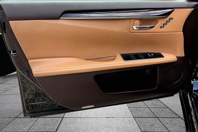 2016 Lexus ES 350 Base