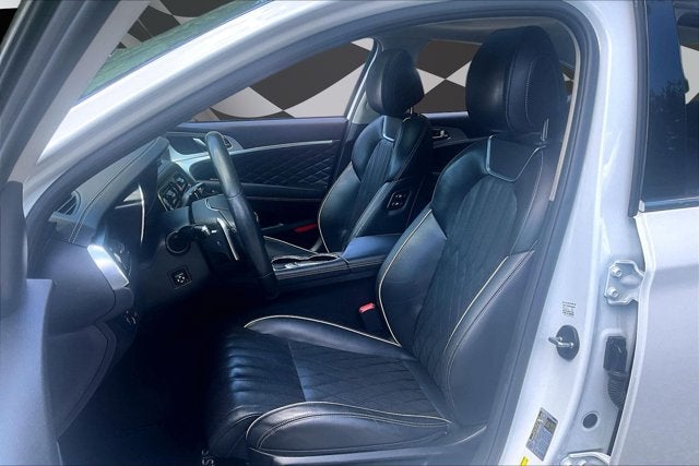 2021 Genesis G70 2.0T