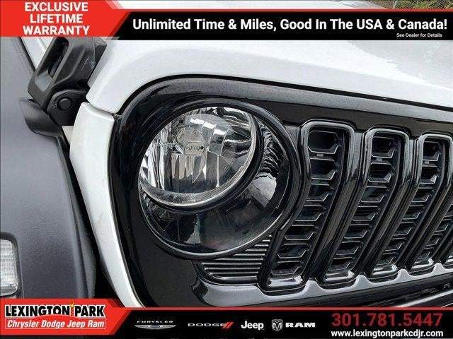 2025 Jeep Wrangler 4-Door Summit 4x4