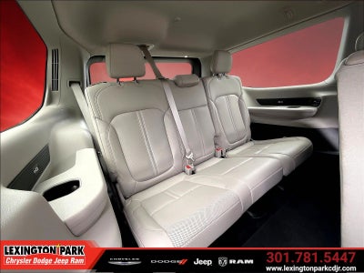 2022 Jeep Wagoneer Series II 4x2