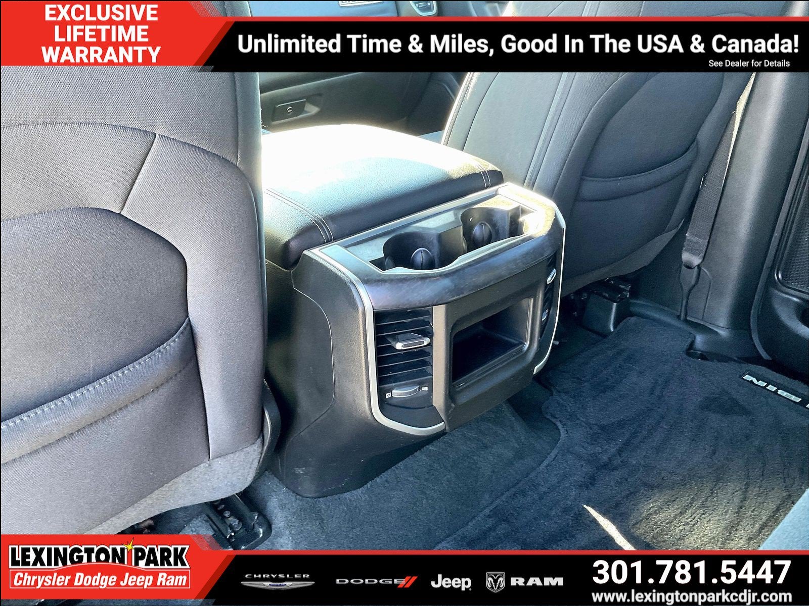 2022 RAM 1500 Big Horn Crew Cab 4x4 5'7' Box