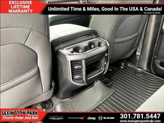 2021 RAM 1500 Big Horn Crew Cab 4x4 5'7' Box