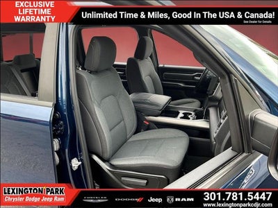 2021 RAM 1500 Big Horn Crew Cab 4x4 5'7' Box