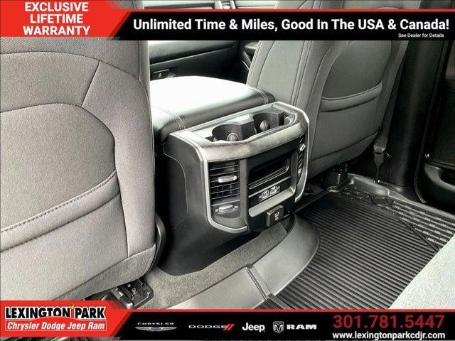 2022 RAM 1500 Big Horn Crew Cab 4x4 5'7' Box