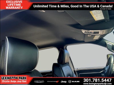 2023 RAM 1500 Laramie Crew Cab 4x4 5'7' Box