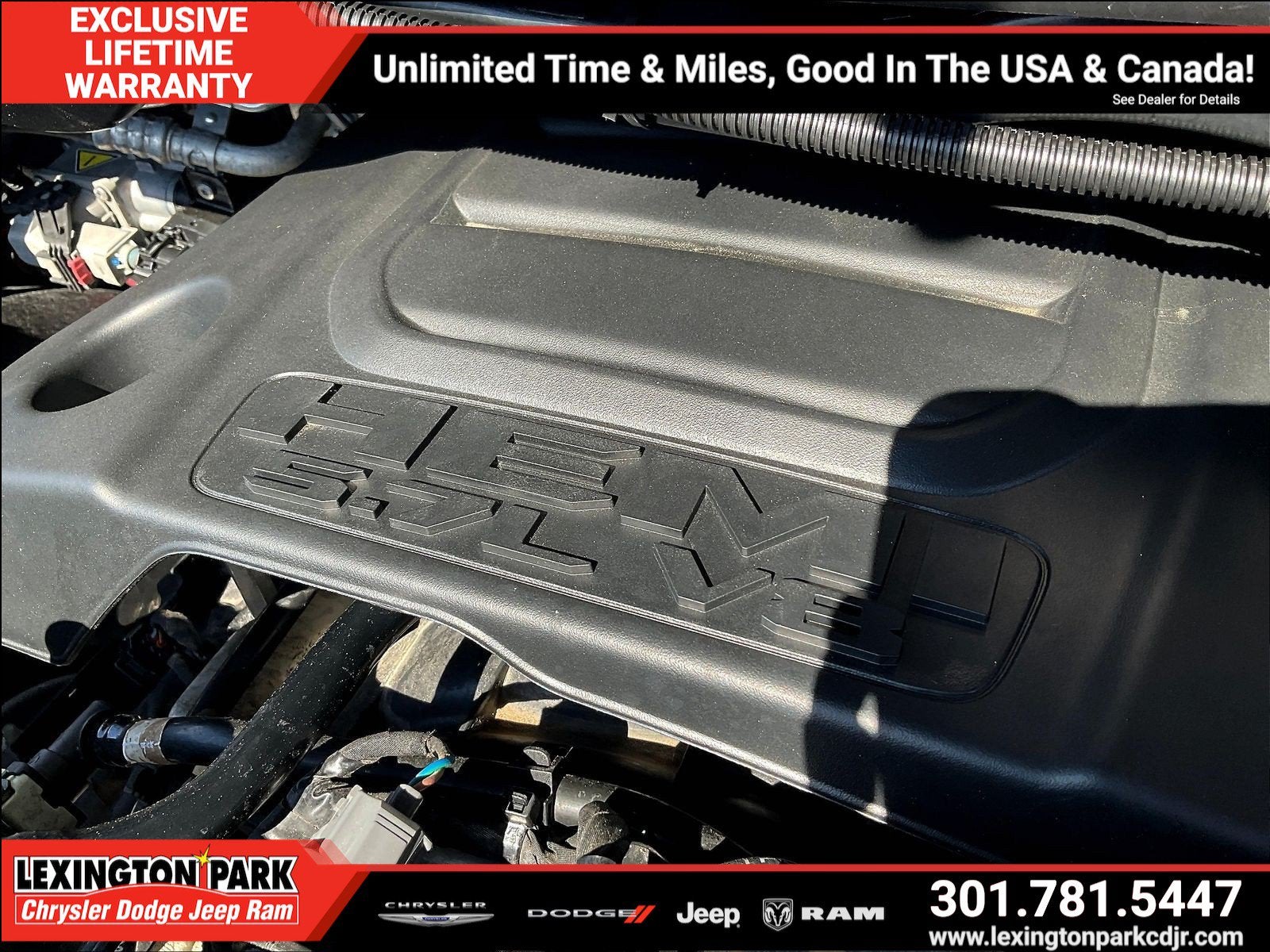 2023 RAM 1500 Laramie Crew Cab 4x4 5'7' Box