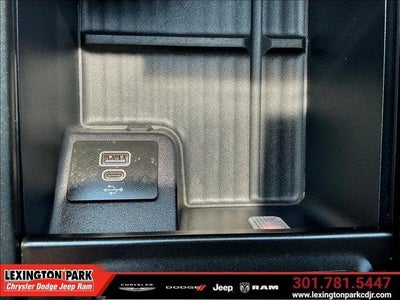 2025 Ford Expedition Active MAX
