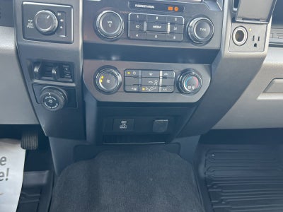 2022 Ford Super Duty F-350 Srw XL