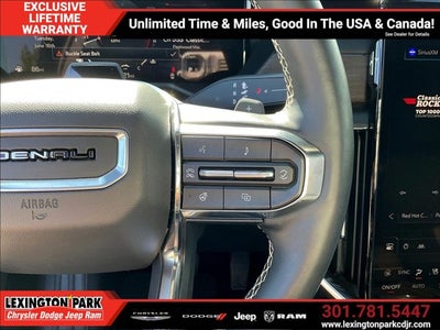 2024 GMC Acadia FWD Denali