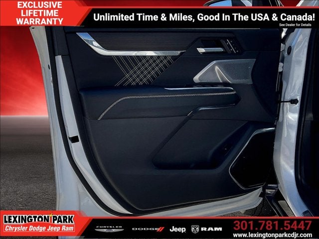 2024 GMC Acadia FWD Denali