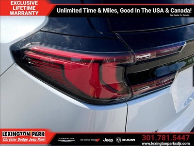 2024 GMC Acadia FWD Denali