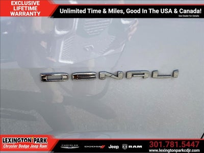 2024 GMC Acadia FWD Denali