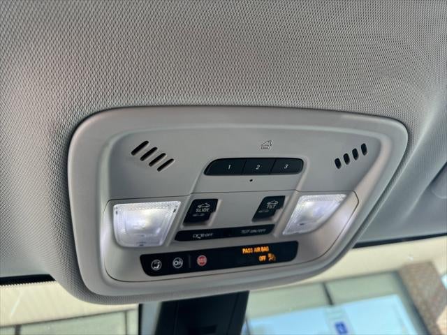 2021 Chevrolet Traverse AWD Premier