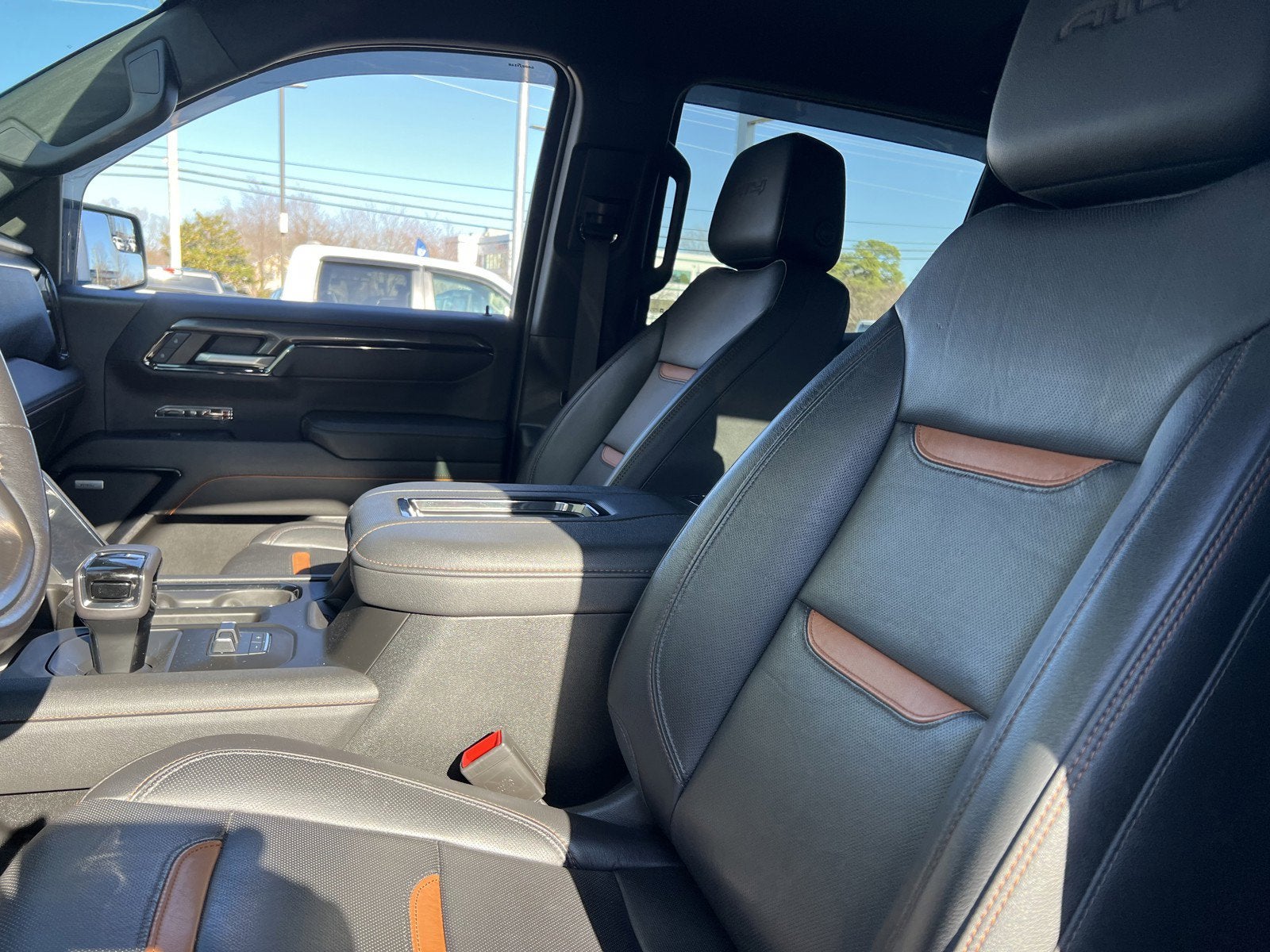 2022 GMC Sierra 1500 4WD Crew Cab Short Box AT4