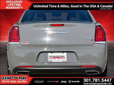 2018 Chrysler 300 300S