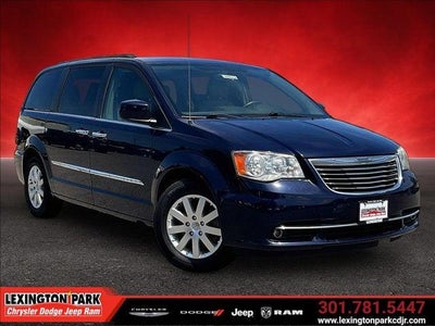 2015 Chrysler Town & Country Touring