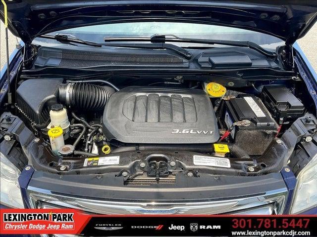 2015 Chrysler Town & Country Touring