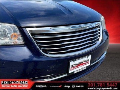 2015 Chrysler Town & Country Touring