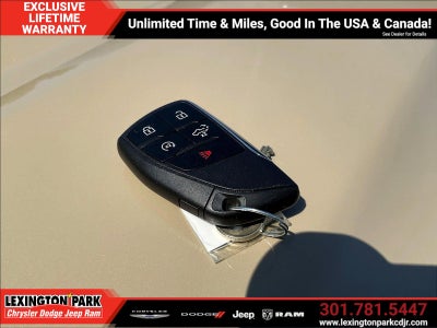 2022 GMC Sierra 1500 4WD Crew Cab Short Box AT4X