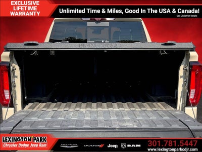 2022 GMC Sierra 1500 4WD Crew Cab Short Box AT4X