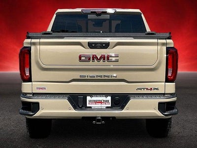2022 GMC Sierra 1500 4WD Crew Cab Short Box AT4X