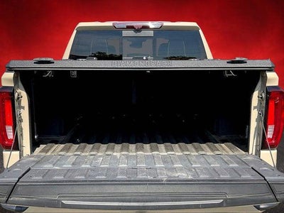 2022 GMC Sierra 1500 4WD Crew Cab Short Box AT4X