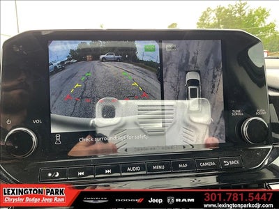 2024 Nissan Pathfinder Platinum 4WD