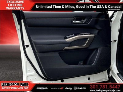 2024 Nissan Pathfinder Platinum 4WD