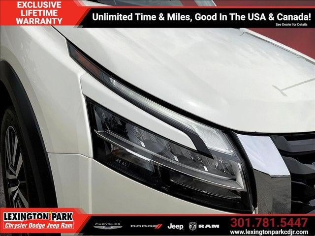 2024 Nissan Pathfinder Platinum 4WD