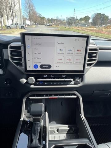 2026 Toyota Tundra Limited CrewMax 5.5' Bed