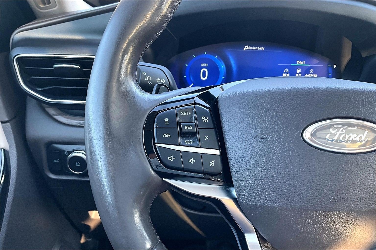 2021 Ford Explorer Platinum