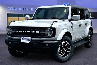 2026 Ford Bronco Outer Banks
