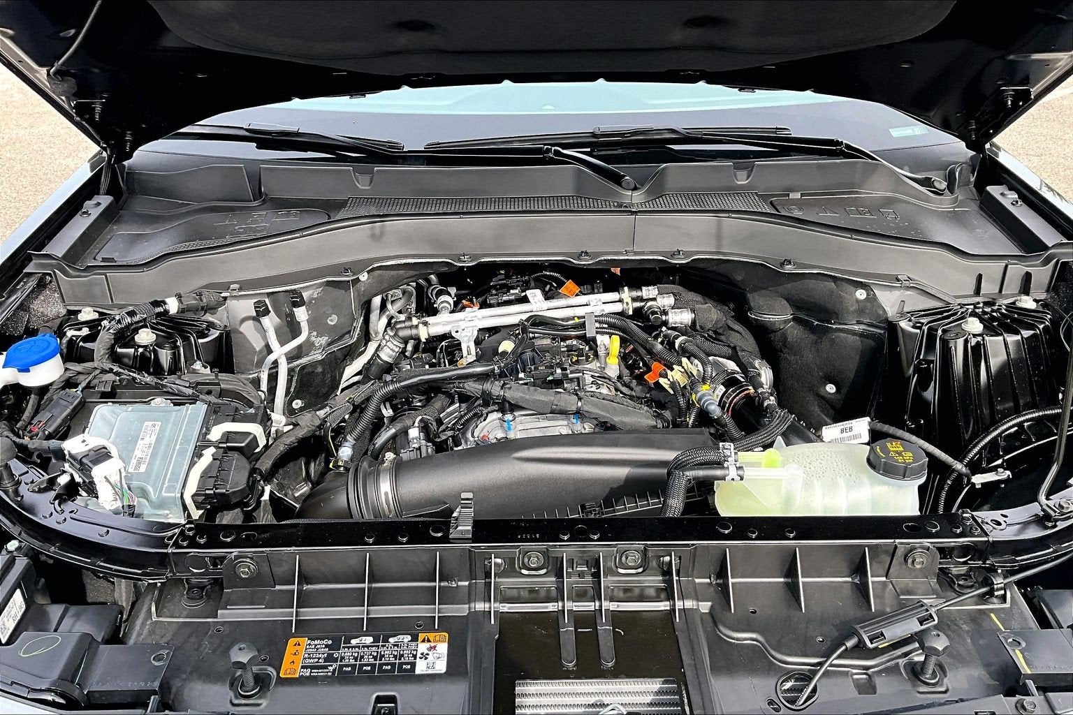 2027 Ford Explorer Active w/200A Pkg