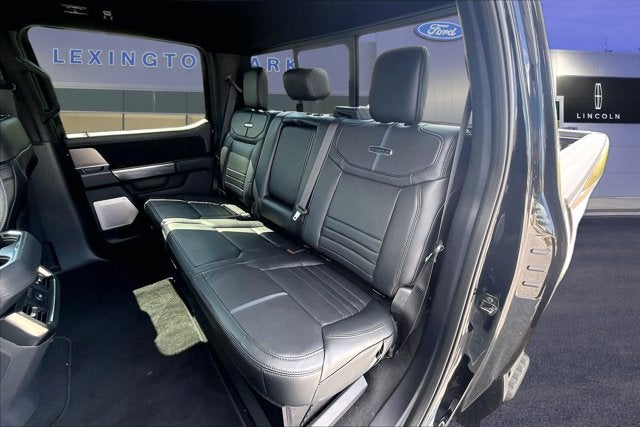 2026 Ford Super Duty F-350 SRW Platinum
