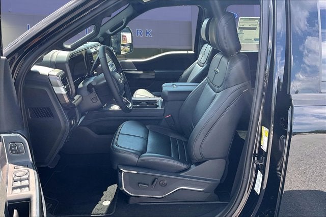 2026 Ford Super Duty F-350 SRW Platinum