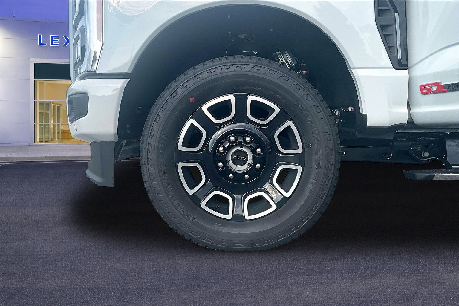 2026 Ford Super Duty F-350 SRW Platinum