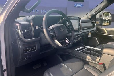 2026 Ford Super Duty F-350 SRW Platinum